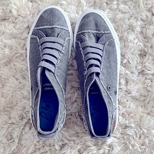 Slip on shoes size 7